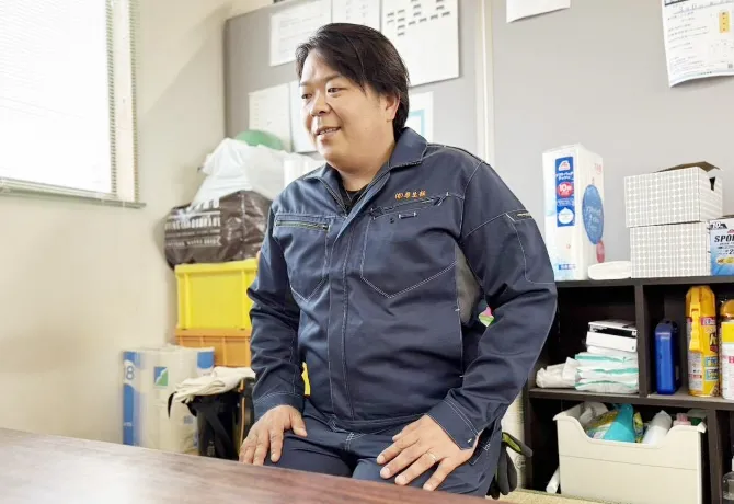 環境課 / 武田正樹さんのインタビューの様子